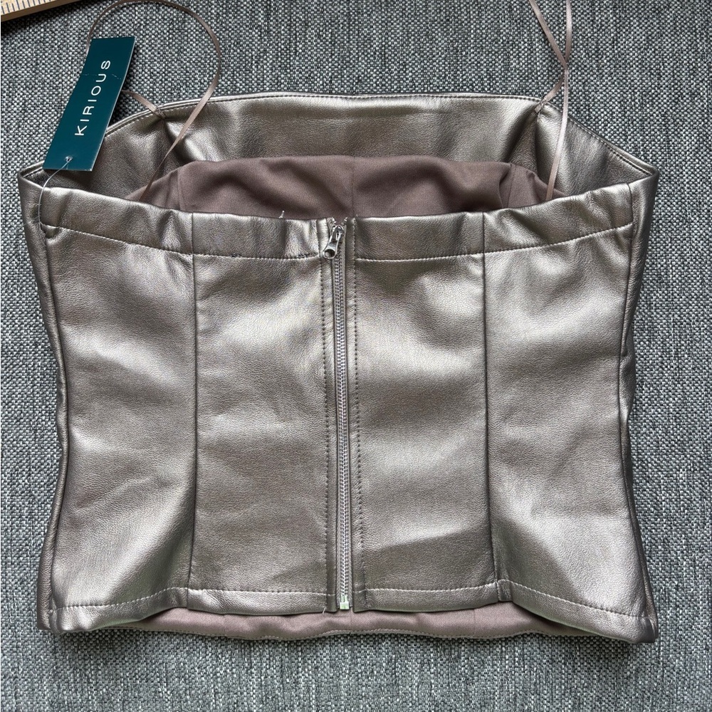 NWT Kirious pleather corset cropped top medium - Picture 5 of 5